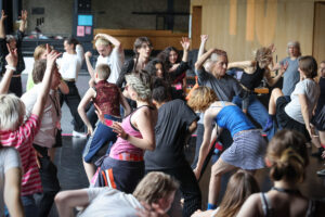 Mehr über den Artikel erfahren OPEN CALL Jugendtanzfestival